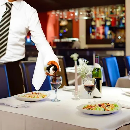 Hotel Knezevina 3*