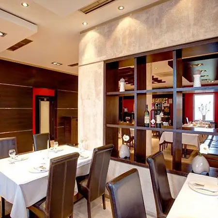 Hotel Knezevina Vranic (Belgrade)