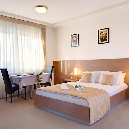 Hotel Knezevina Vranic (Belgrade)